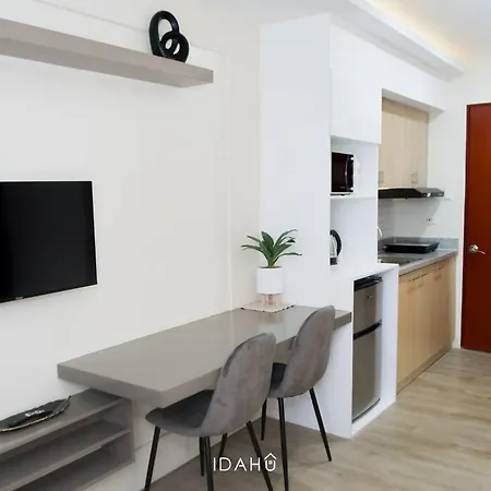 Idahu Salt Lake Mesavirre Garden Residences Bacolod Modern Studio Exterior photo