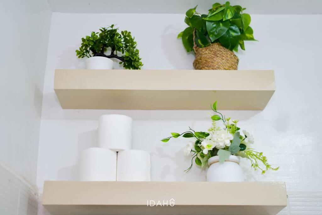 Apartment Idahu Salt Mesavirre Garden Residences Modern